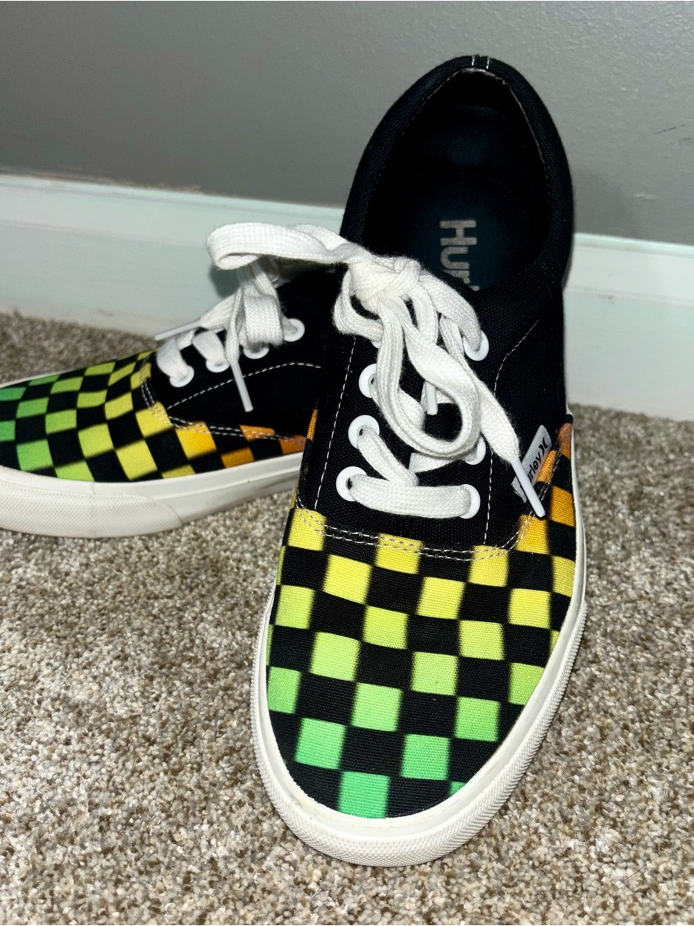 Hurley Checkerboard Low-Top Sneakers